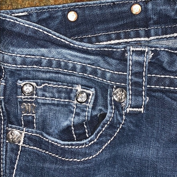 Miss Me Jeweled Boot Cut Jeans - Picture 4 of 6